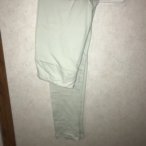 Leggings - Picture 2 of 2